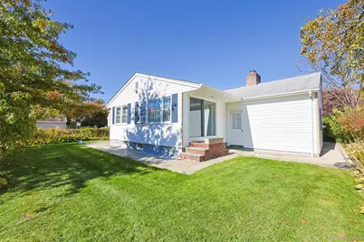 14 Cedar Street, Greenvale, NY 11548 - Photo 17