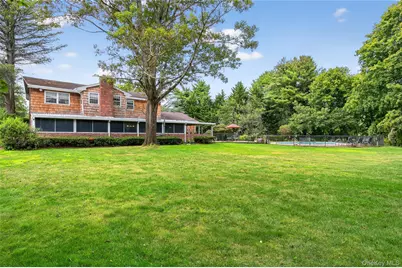 300 Circle Road, Muttontown, NY 11791 - Photo 31