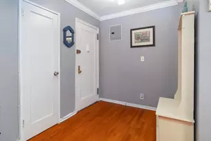 194 Smith St, Freeport, NY 11520 - Photo 5