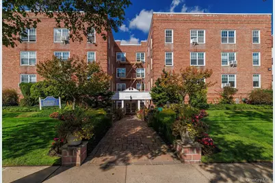 194 Smith Street #1B, Freeport, NY 11520 - Photo 1