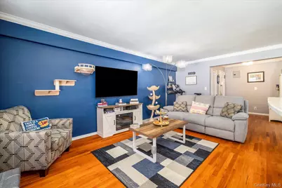 194 Smith Street #1B, Freeport, NY 11520 - Photo 7