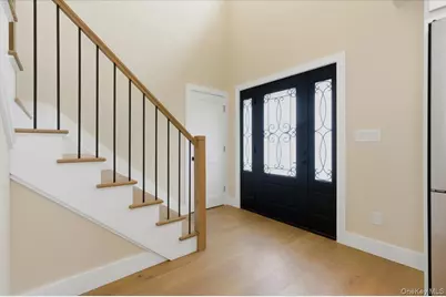 7 Hoover Lane, Bethpage, NY 11714 - Photo 5