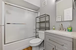 725 Miller Ave, Freeport, NY 11520 - Photo 3