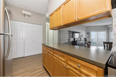 725 Miller Avenue #111, Freeport, NY 11520 - Photo 7