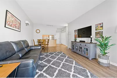 725 Miller Avenue #111, Freeport, NY 11520 - Photo 5