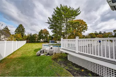 30 Fairway Avenue, Riverhead, NY 11901 - Photo 17