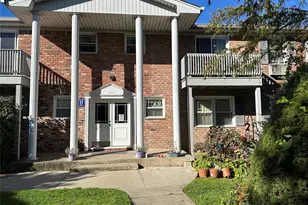 150 Fair Harbor Dr, Patchogue, NY 11772 - Photo 17