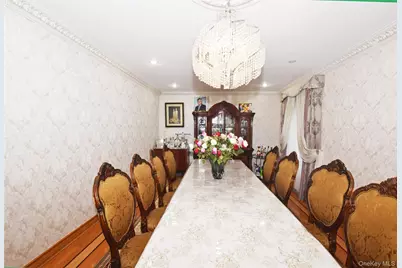 110 82nd Avenue, Kew Gardens, NY 11415 - Photo 7