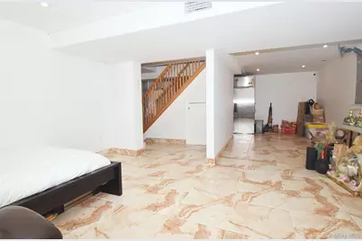 110 82nd Avenue, Kew Gardens, NY 11415 - Photo 43