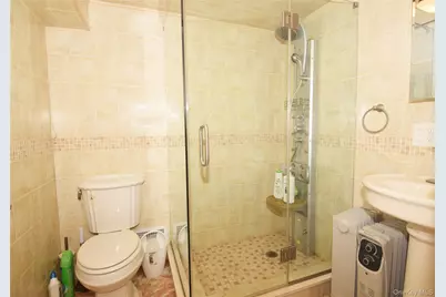 110 82nd Avenue, Kew Gardens, NY 11415 - Photo 41