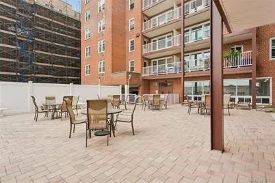 666 Shore Road #5M, Long Beach, NY 11561 - Photo 9