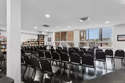 666 Shore Road #5M, Long Beach, NY 11561 - Photo 5