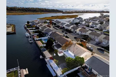 69 E 1st Street, Freeport, NY 11520 - Photo 27