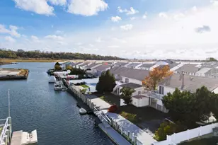 69 E 1st St, Freeport, NY 11520 - Photo 25