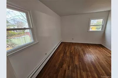 8 Mockingbird Lane, Poughkeepsie, NY 12601 - Photo 21