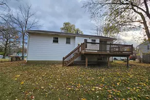 8 Mockingbird Ln, Poughkeepsie, NY 12601 - Photo 17