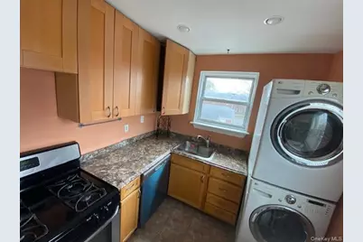 247-10 76th Avenue #2nd fl, Bellerose, NY 11426 - Photo 7