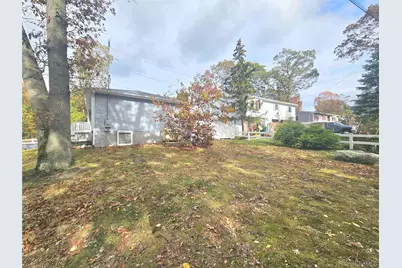 31 Brookhaven Drive, Rocky Point, NY 11778 - Photo 27