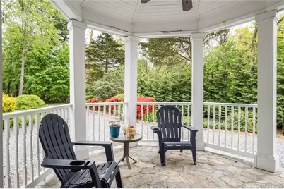 32 Hicks Lane, Old Westbury, NY 11568 - Photo 5