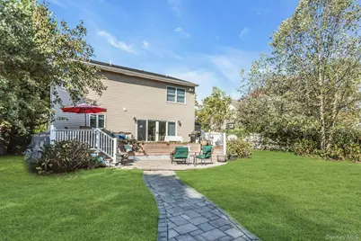 40 Burt Avenue, Northport, NY 11768 - Photo 31