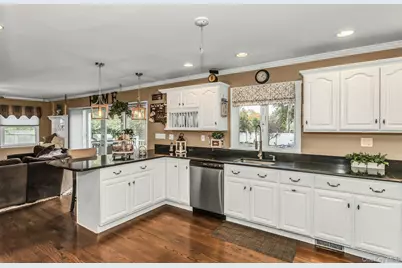 40 Burt Avenue, Northport, NY 11768 - Photo 13