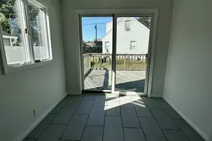 1618 Paula Ct, North Bellmore, NY 11710 - Photo 3