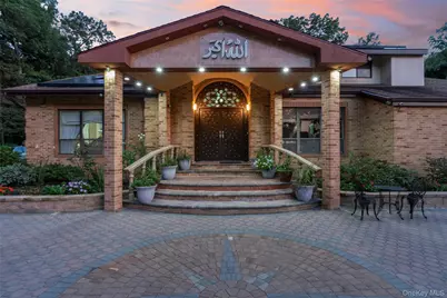 258 Half Hollow Road, Dix Hills, NY 11746 - Photo 41