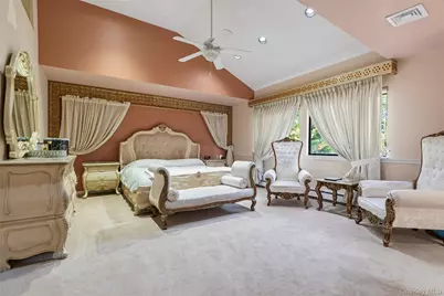 258 Half Hollow Road, Dix Hills, NY 11746 - Photo 15