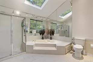 258 Half Hollow Rd, Dix Hills, NY 11746 - Photo 17