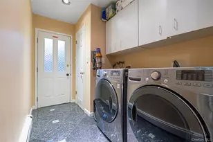 258 Half Hollow Rd, Dix Hills, NY 11746 - Photo 35