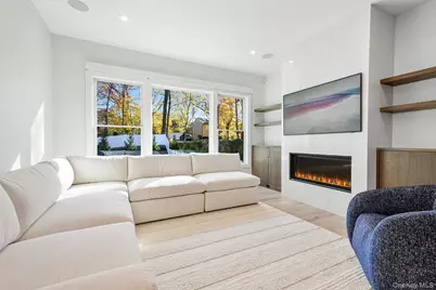 65 Myrtle Boulevard, Larchmont, NY 10538 - Photo 9