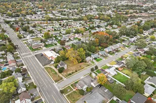 135 Merritts Rd, Farmingdale, NY 11735 - Photo 11