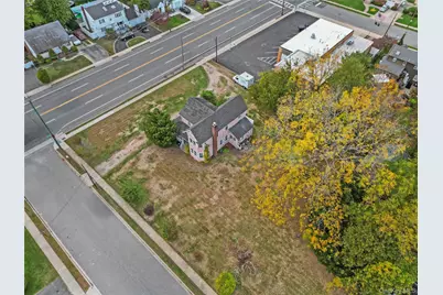 135 Merritts Road, Farmingdale, NY 11735 - Photo 9