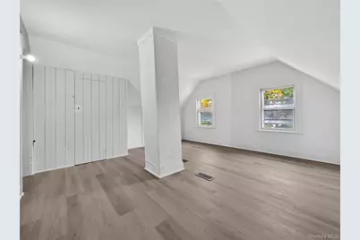 17 W Maple Avenue, Suffern, NY 10901 - Photo 17