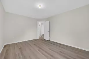 17 W Maple Ave, Suffern, NY 10901 - Photo 9