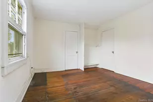 24 Muir Pl, New Rochelle, NY 10801 - Photo 17