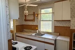 163 Massachusetts Ave, Massapequa, NY 11758 - Photo 21