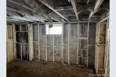 163 Massachusetts Avenue, Massapequa, NY 11758 - Photo 23