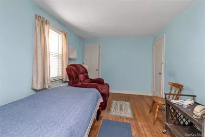 207 Motley Street, Valley Stream, NY 11580 - Photo 13