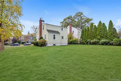 207 Motley Street, Valley Stream, NY 11580 - Photo 15