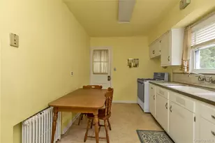 207 Motley St, Valley Stream, NY 11580 - Photo 9