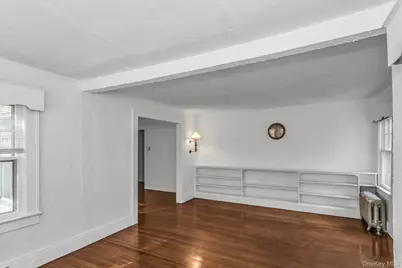 251 N Long Beach Avenue, Freeport, NY 11520 - Photo 23