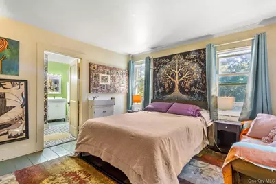 310 Oak Lane, Newburgh, NY 12550 - Photo 25