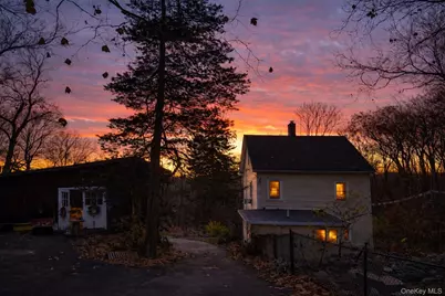 310 Oak Lane, Newburgh, NY 12550 - Photo 31