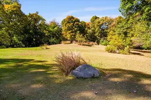 310 Oak Ln, Newburgh, NY 12550 - Photo 27