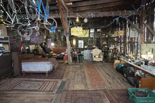 310 Oak Ln, Newburgh, NY 12550 - Photo 39