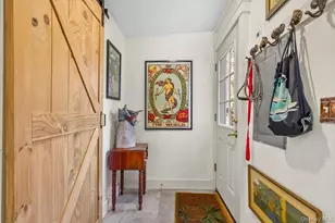 310 Oak Ln, Newburgh, NY 12550 - Photo 21