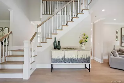 46 Plainview Road, Woodbury, NY 11797 - Photo 3