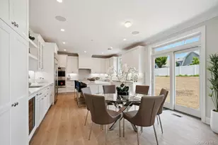 46 Plainview Rd, Woodbury, NY 11797 - Photo 13