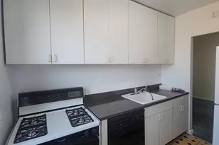 90-09 Northern Blvd, Jackson Heights, NY 11372 - Photo 3